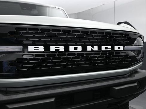 Used 2022 Ford Bronco Wildtrak AWD/4WD image 6