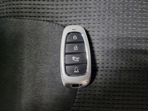 Used 2021 Hyundai Santa Fe SEL image 32