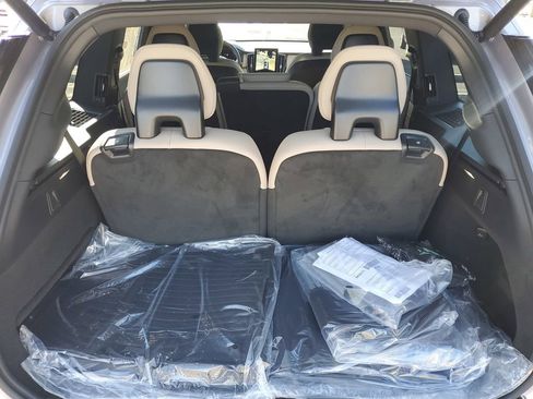 New 2026 Volvo XC90 B6 Plus w/ Protection Package Premier image 4