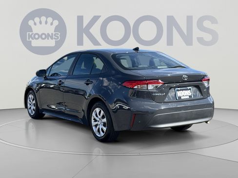 Used 2026 Toyota Corolla LE FWD image 4