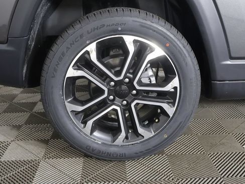Used 2022 Jeep Compass Limited AWD/4WD image 18