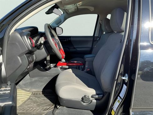 Used 2021 Toyota Tacoma SR image 22