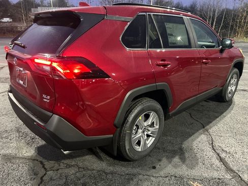 New 2025 Toyota RAV4 XLE image 5