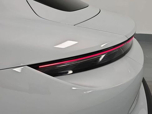 Certified 2022 Porsche Taycan RWD image 28