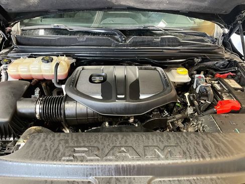 Used 2025 RAM 1500 Tradesman AWD/4WD image 29