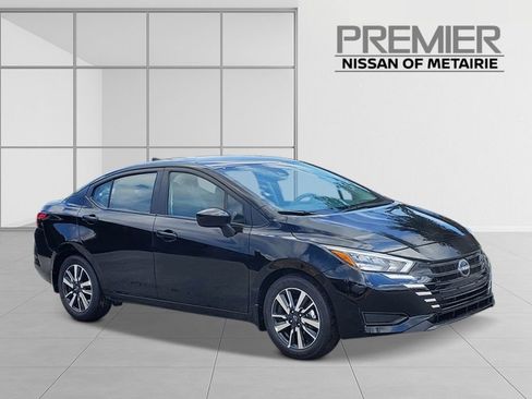 New 2025 Nissan Versa SV w/ Trunk Package image 2