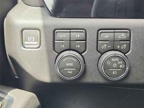 New 2026 Chevrolet Silverado 1500 RST AWD/4WD image 18