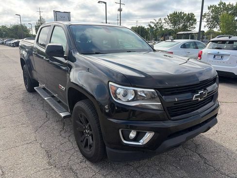 Used 2016 Chevrolet Colorado Z71 w/ Z71 Midnight Edition AWD/4WD image 3
