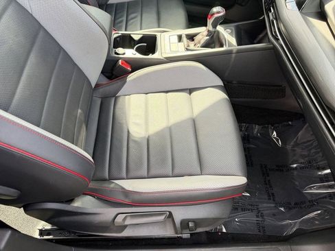 Used 2022 Volkswagen GTI Autobahn image 26