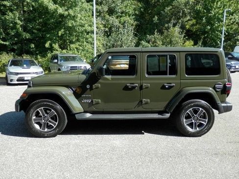 Used 2023 Jeep Wrangler Unlimited Sahara w/ LED Lighting Group AWD/4WD image 5