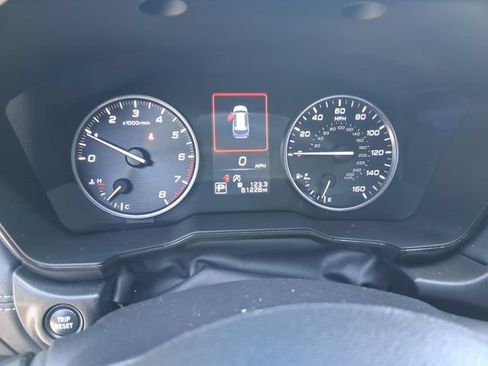 Used 2024 Subaru Outback Premium AWD/4WD image 25
