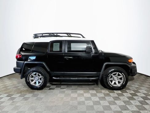 Used 2014 Toyota FJ Cruiser 4WD w/ Convenience Package image 8