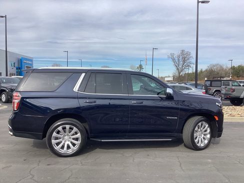 Used 2021 Chevrolet Tahoe Premier w/ Premium Package image 5