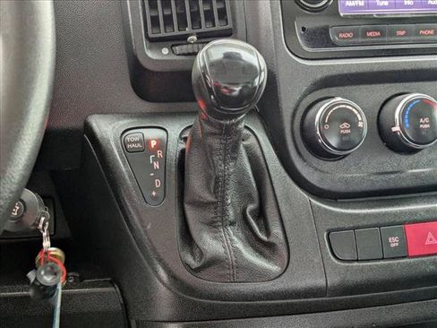 Used 2021 RAM ProMaster 2500 FWD image 13