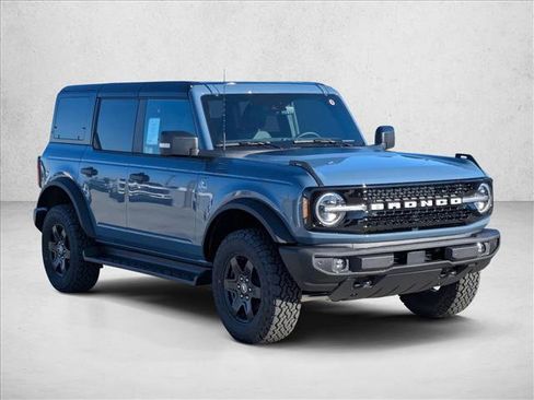 New 2025 Ford Bronco Outer Banks image 7