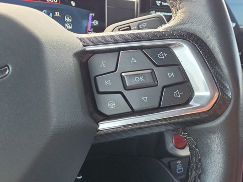 Used 2025 Ford Mustang GT RWD image 13