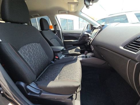 Used 2026 Mitsubishi Outlander Sport LE AWD/4WD image 6