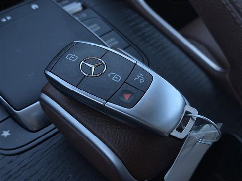 Certified 2024 Mercedes-Benz GLE 350 4MATIC image 36