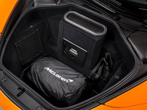 Used 2023 McLaren 720S Spider image 46