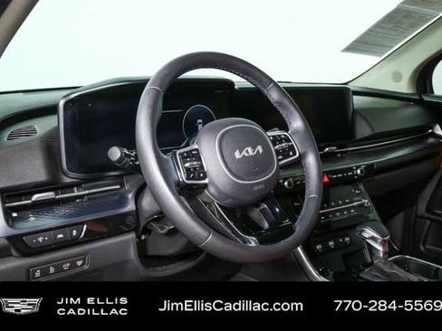 Used 2022 Kia Carnival SX Prestige image 4