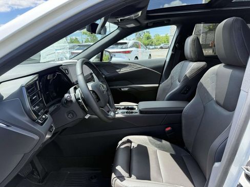 New 2026 Lexus RX 450h AWD image 12