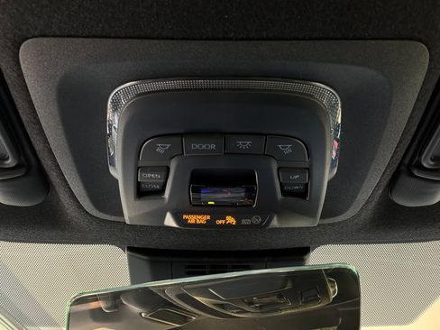 Used 2026 Toyota Corolla XSE FWD image 17