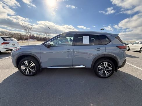 Certified 2021 Nissan Rogue SL w/ Premium Package image 8