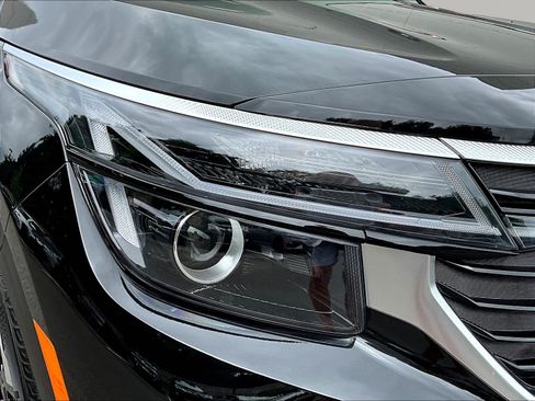 Certified 2026 Kia Seltos S AWD/4WD image 31