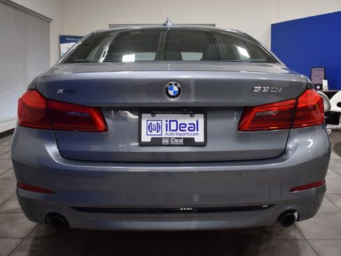 Used 2019 BMW 530i xDrive w/ Premium Package image 3