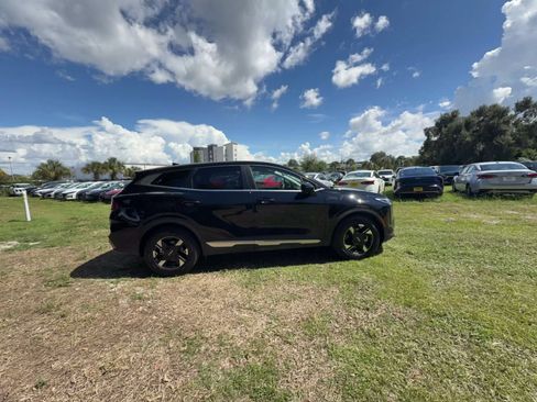 Used 2026 Kia Sportage LX FWD image 15
