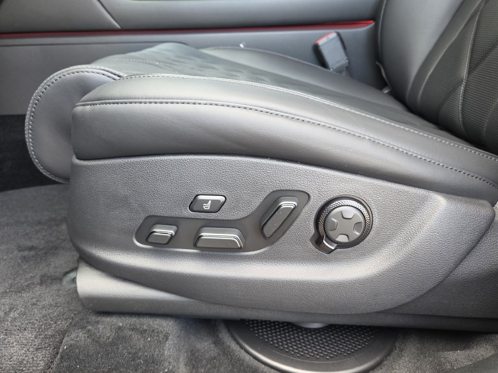 New 2027 Genesis GV80 3.5T Prestige AWD/4WD image 25