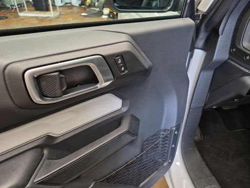 New 2026 Ford Bronco 2-Door AWD/4WD image 9