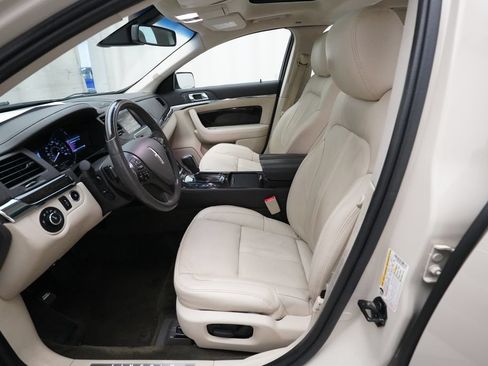 Used 2015 Lincoln MKS AWD w/ Equipment Group 101A image 7