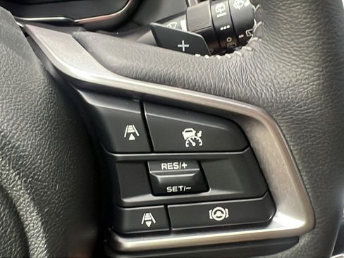 Used 2023 Subaru Outback Limited AWD/4WD image 33