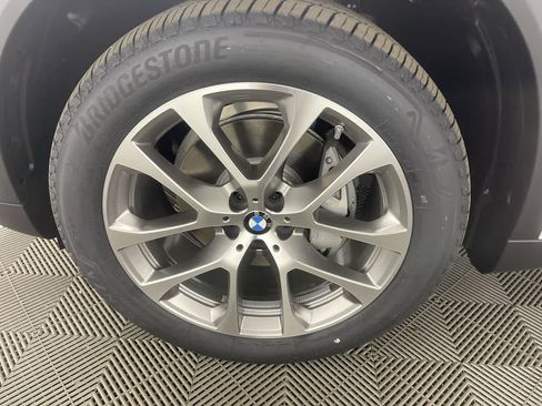Used 2025 BMW X5 xDrive40i w/ Premium Package AWD/4WD image 10