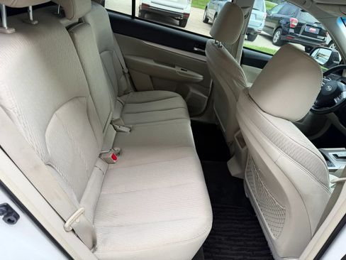 Used 2012 Subaru Outback 2.5i Premium AWD/4WD image 17