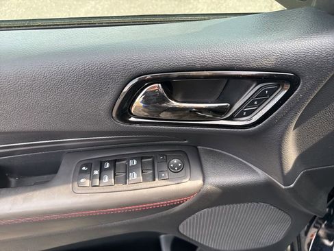 Used 2023 Dodge Durango R/T image 23