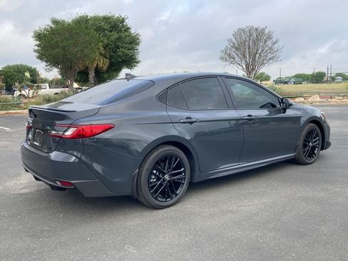 New 2026 Toyota Camry SE FWD image 5