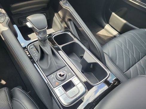 Certified 2025 Kia Telluride SX Prestige X-Line AWD/4WD image 28