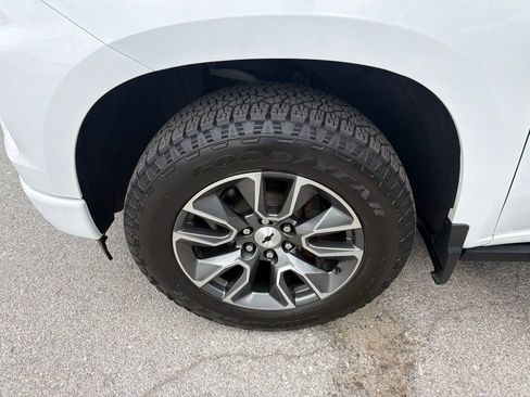 Used 2022 Chevrolet Silverado 1500 RST w/ Z71 Off-Road Package AWD/4WD image 10