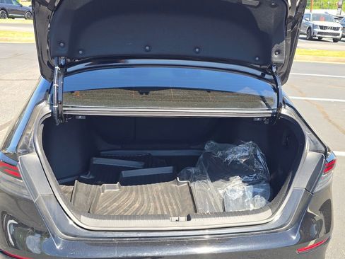 Used 2023 Honda Accord Sport image 13