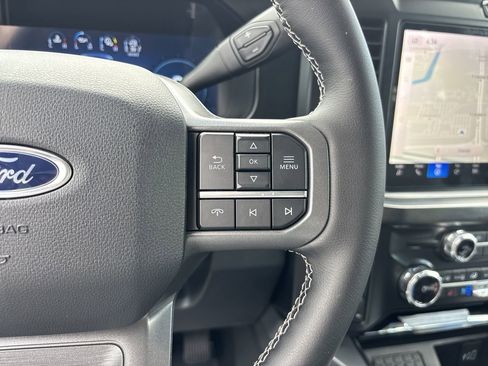 Used 2025 Ford F250 Lariat w/ Lariat Ultimate Package AWD/4WD image 30