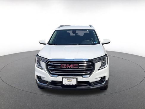 Used 2024 GMC Terrain SLT AWD/4WD image 4