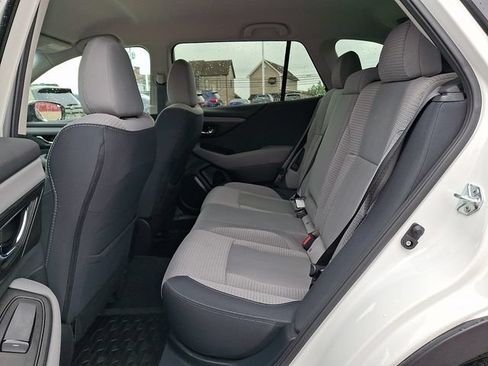Used 2022 Subaru Outback Premium AWD/4WD image 11