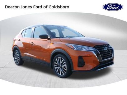 Used 2021 Nissan Kicks SV