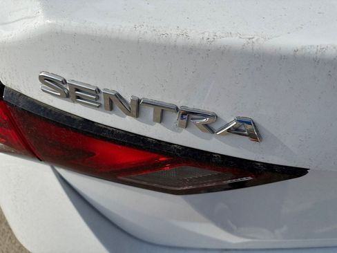 Used 2025 Nissan Sentra S FWD image 10