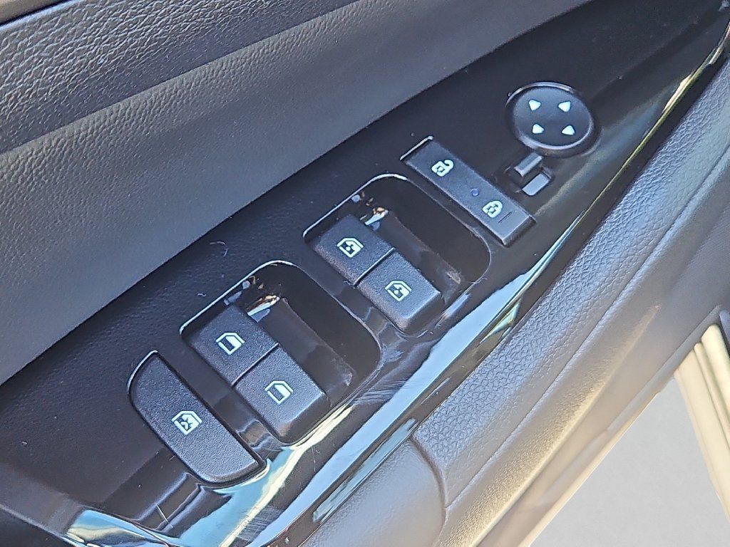 Certified 2024 Kia Sportage EX AWD/4WD image 24