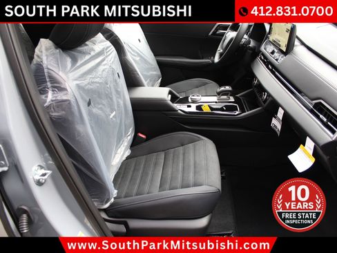 New 2026 Mitsubishi Outlander AWD image 14