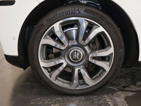 Used 2023 Rolls-Royce Cullinan image 53