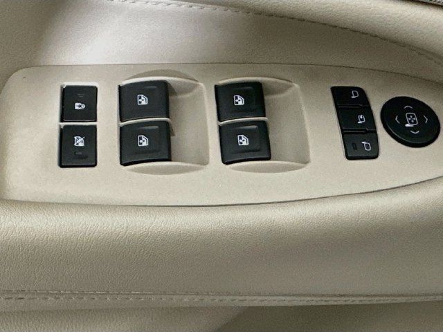 Used 2019 Cadillac Escalade Premium Luxury AWD/4WD image 24